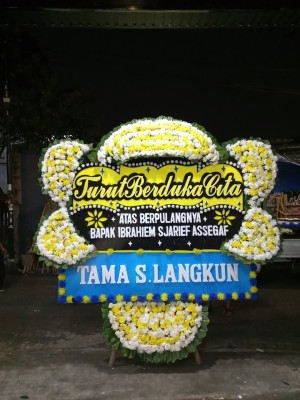 Papan Bunga Duka di Lengkong