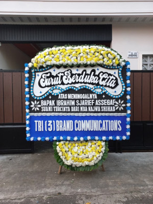 Papan Bunga Duka di Lengkong